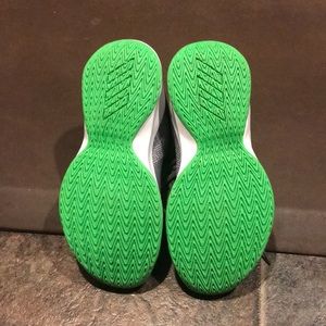 adidas Shoes - Boys or Girls Adidas Basketball Shoes adidas Shoes - Boys or Girls Adidas Basketball Shoes